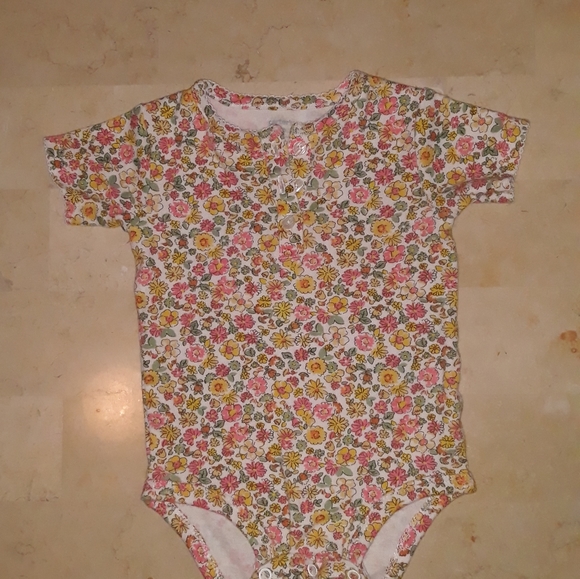 Genuine Kids Floral Jean Skirts w/Carter's Onesie - Picture 9 of 10